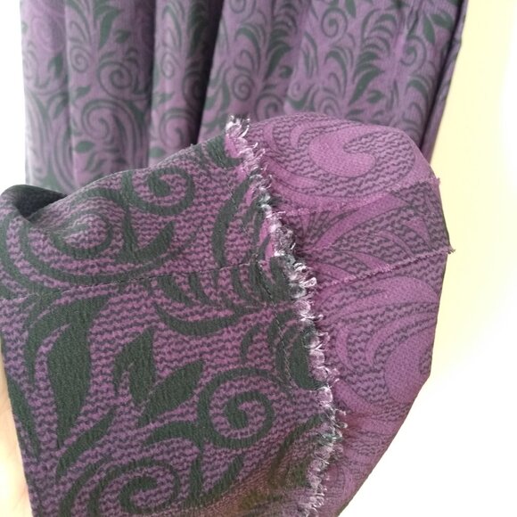 Handmade Mennonite Cape Dress 40"B 32"W Purple Old Colony Lattice Bodice - Picture 5 of 10